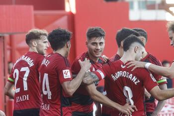 El Mirandés se marcha por delante al descanso en Ferrol