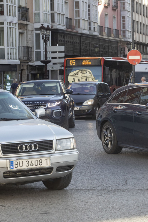 Los coches sin distintivo ambiental podrán acceder a Burgos Central para ir a un aparcamiento o al taller.