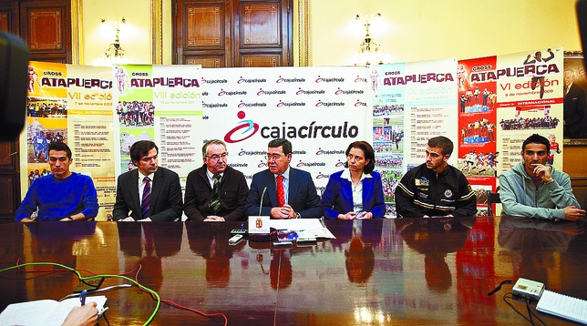 La prueba internacional fue presentada ayer en rueda de prensa por César Rico, presidente de la Diputación.