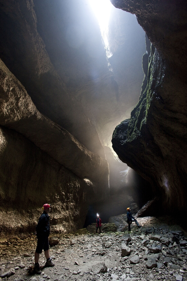 Cueva Palomera  / ÁNGEL AYALA