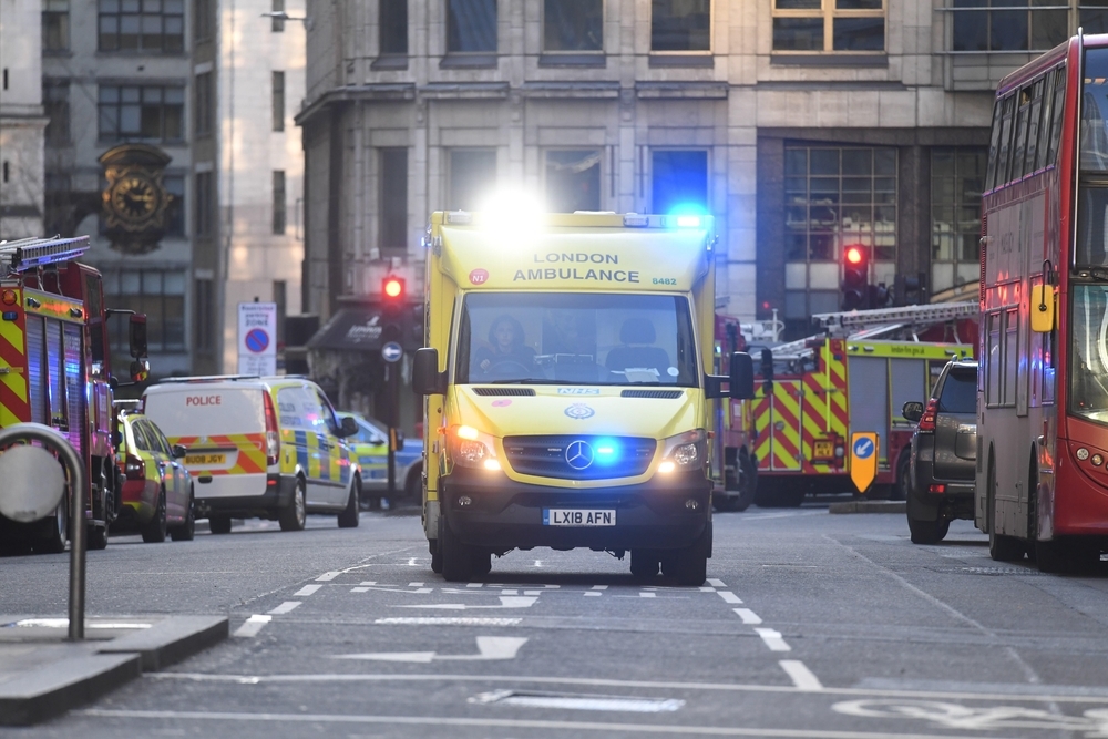 La Policía cierra el Puente de Londres por un apuñalamiento