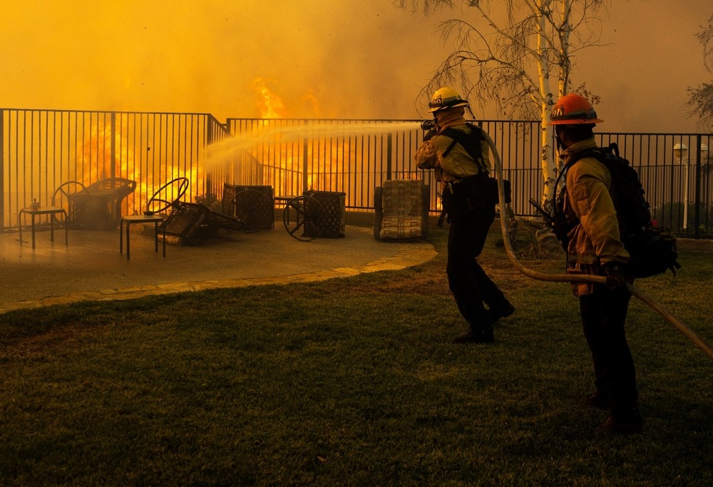 Los fuegos en California se cobran una vida 