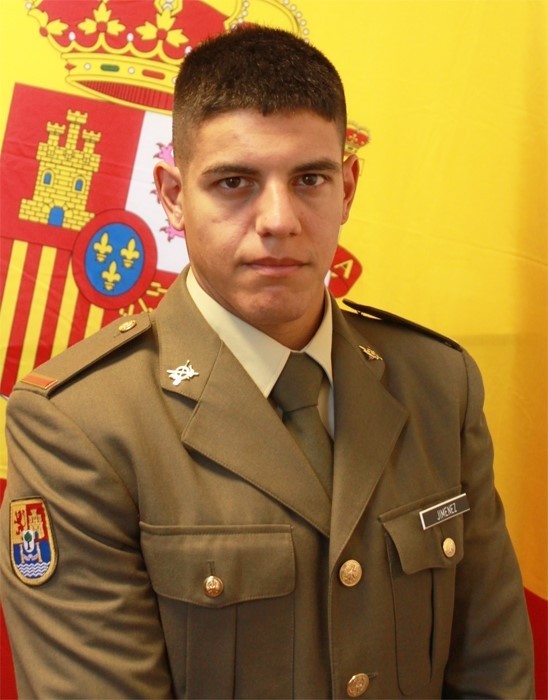 Dos soldados evitan una agresión con cuchillo en Pamplona