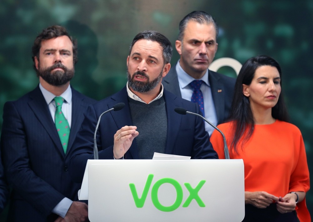 Abascal invita a PP y Cs a abstenerse