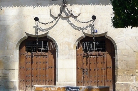 Venden la Casa de los Condes de Berberana por 750.000 euros