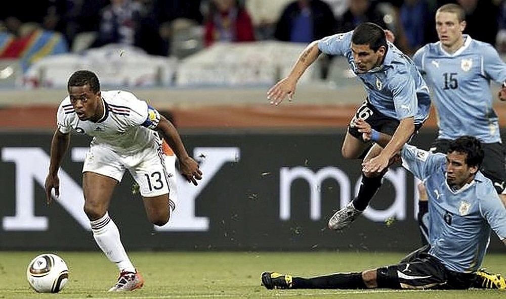 El empate sin goles entre franceses y uruguayos fue el preludio del fracaso de los galos en tierras sudafricanas.