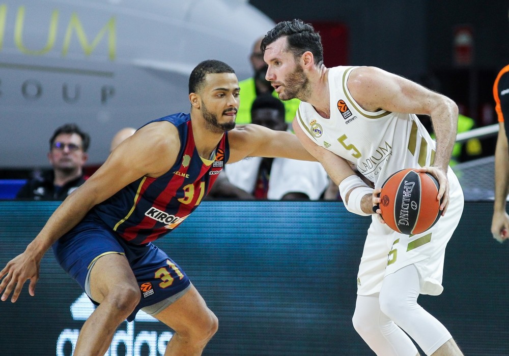 Thompkins y Campazzo desatascan al Madrid