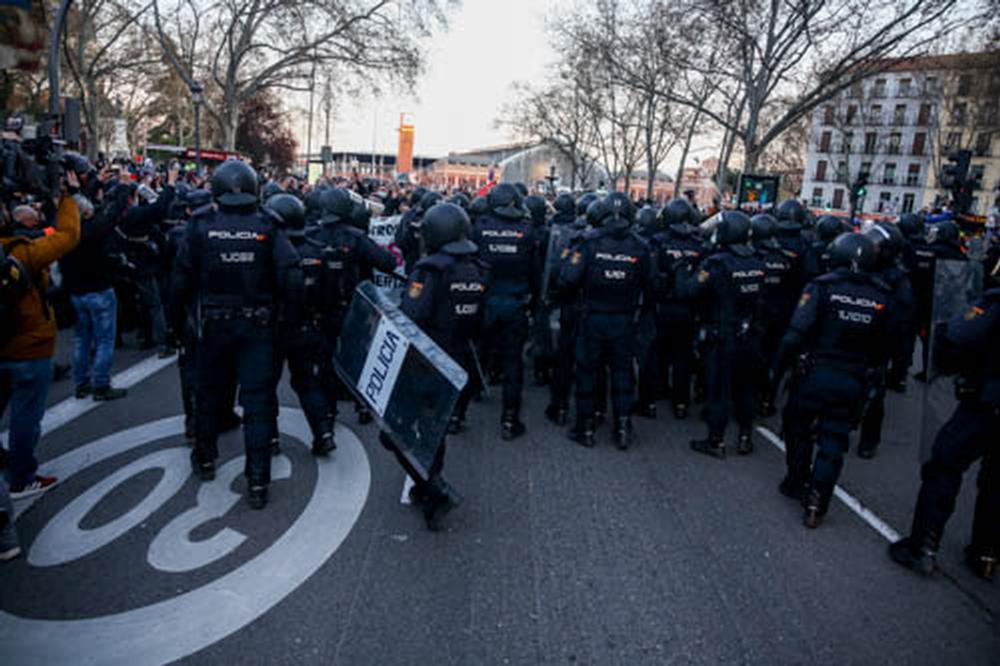 Manifestación no autorizada por la libertad de Pablo Hasel   / RICARDO RUBIO