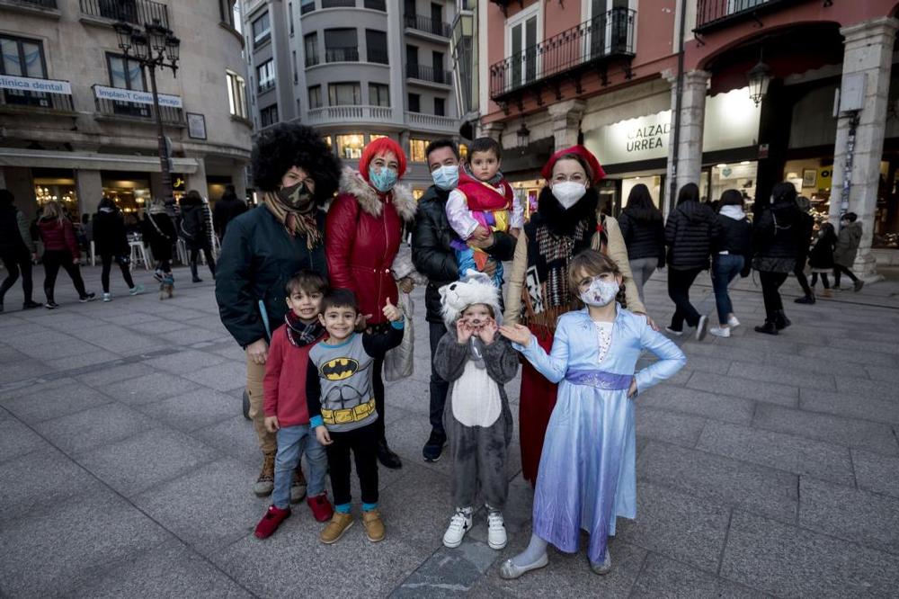 La Plaza Mayor se convirtió en el foco principal de este Carnaval.  / PATRICIA