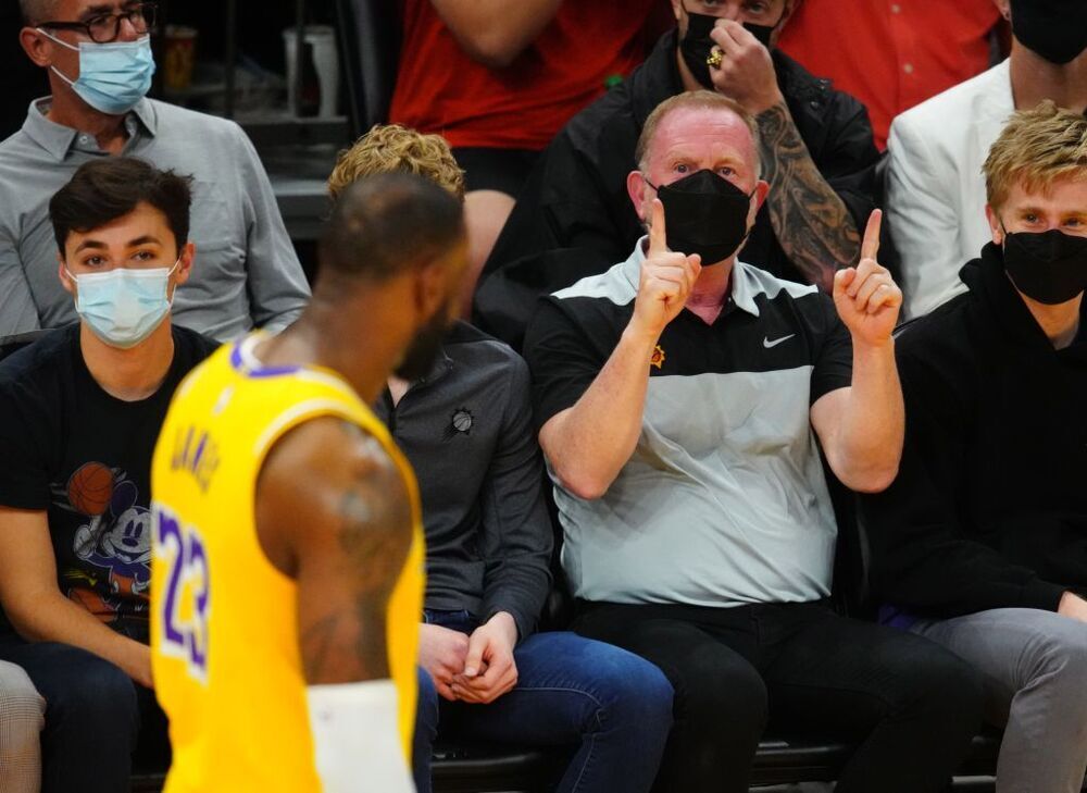 Los Lakers empatan su serie y Doncic tortura a los Clippers