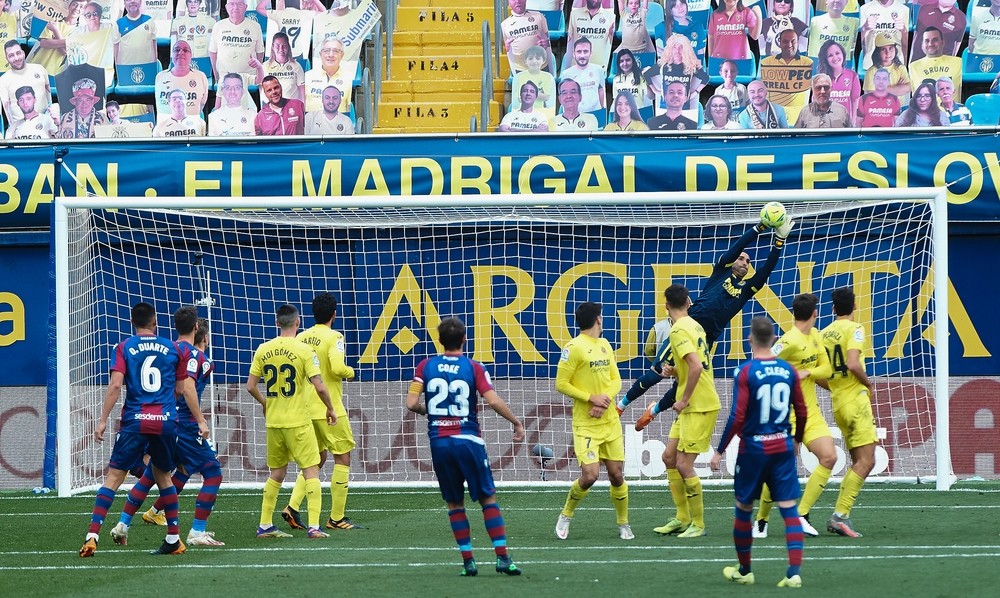 El Villarreal se llevó un partido de alternativas