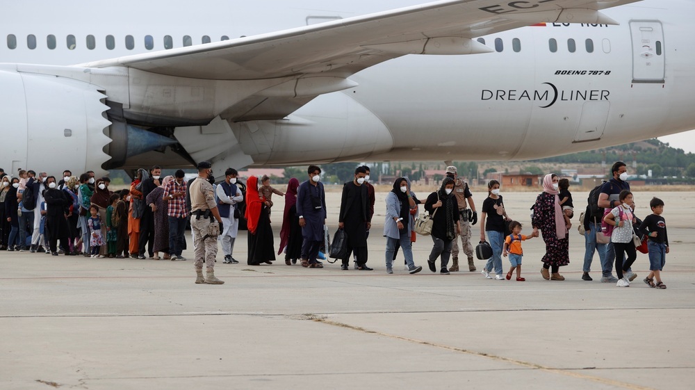 Llegan a España 290 nuevos refugiados de Afganistán