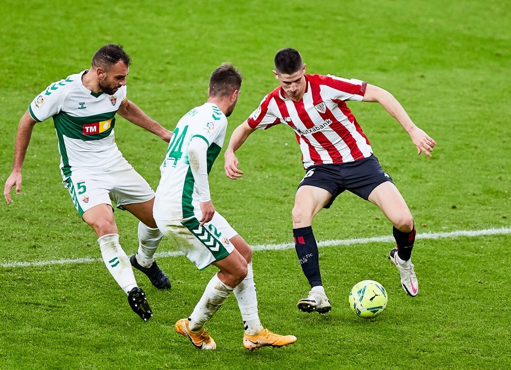 De Marcos y Muniain revitalizan al Athletic
