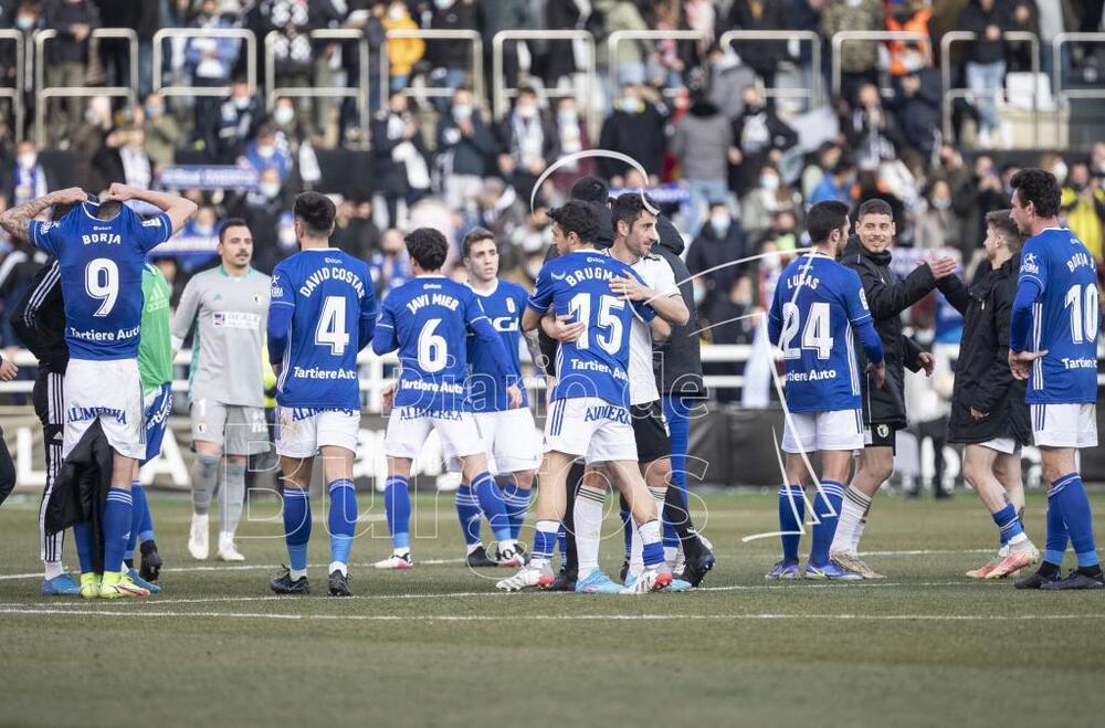 Burgos CF-Real Oviedo, en imágenes.  / JESÚS J. MATÍAS