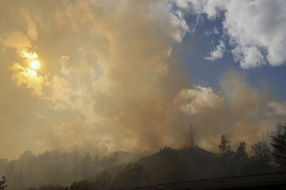 El incendio de Balmaseda se extiende a un pinar de Burgos