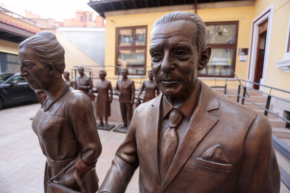 Escultura de Pablo Díez, fundador de Cervecería Modelo.