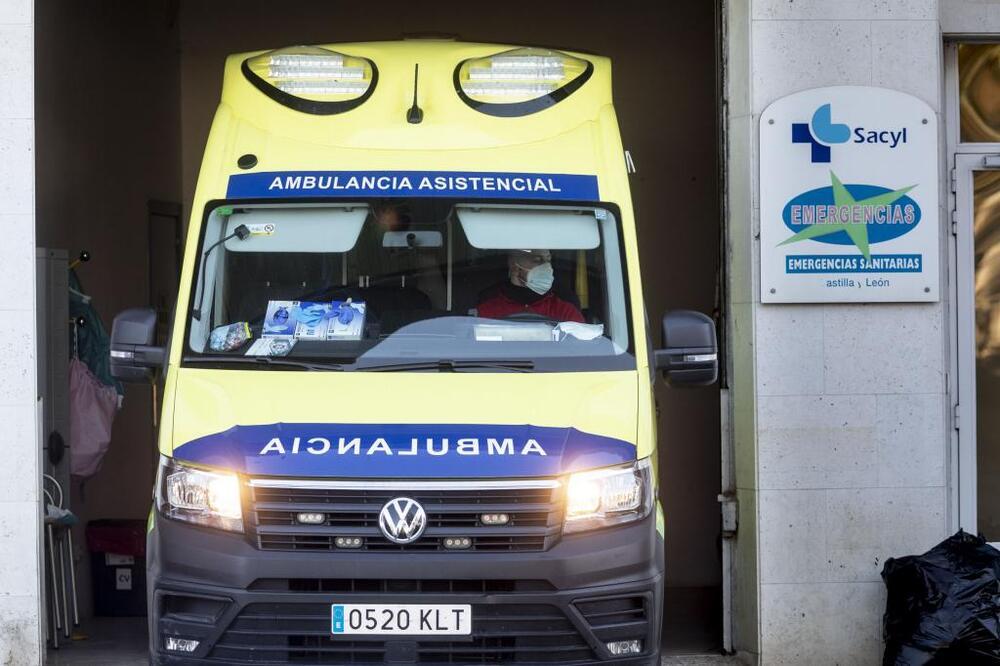 Un hombre de 37 años resulta herido en un accidente en Villalba de Duero