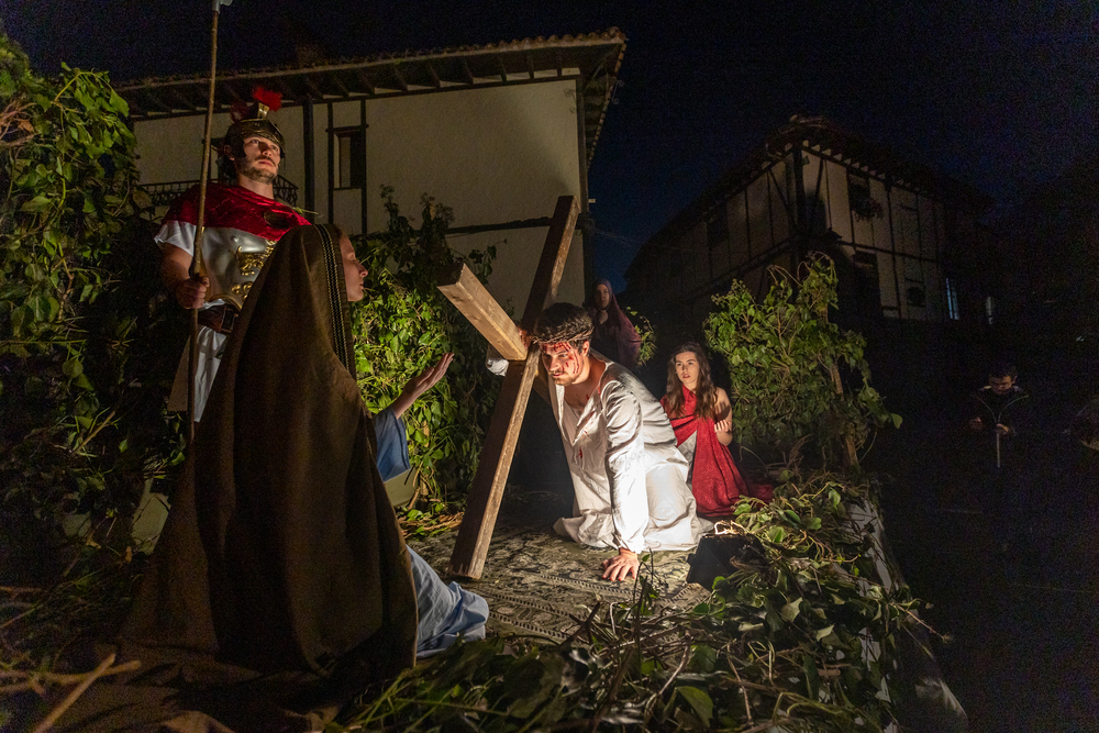 Vía Crucis viviente de Covarrubias.  / F2ESTUDIO