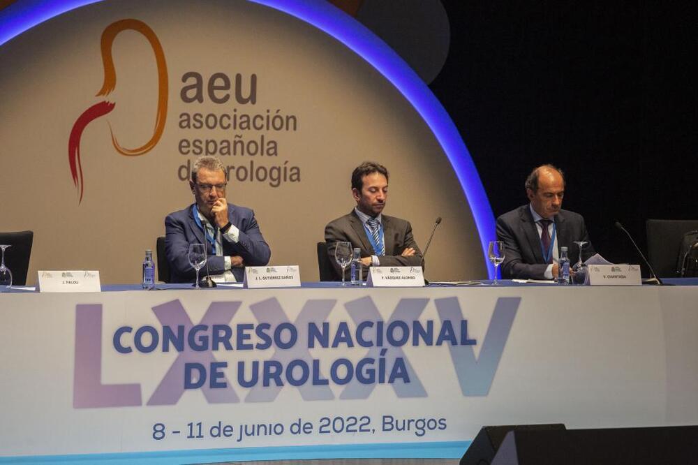Segunda jornada del Congreso Nacional de Urología, en el Fórum Evolución.  / JESÚS J. MATÍAS