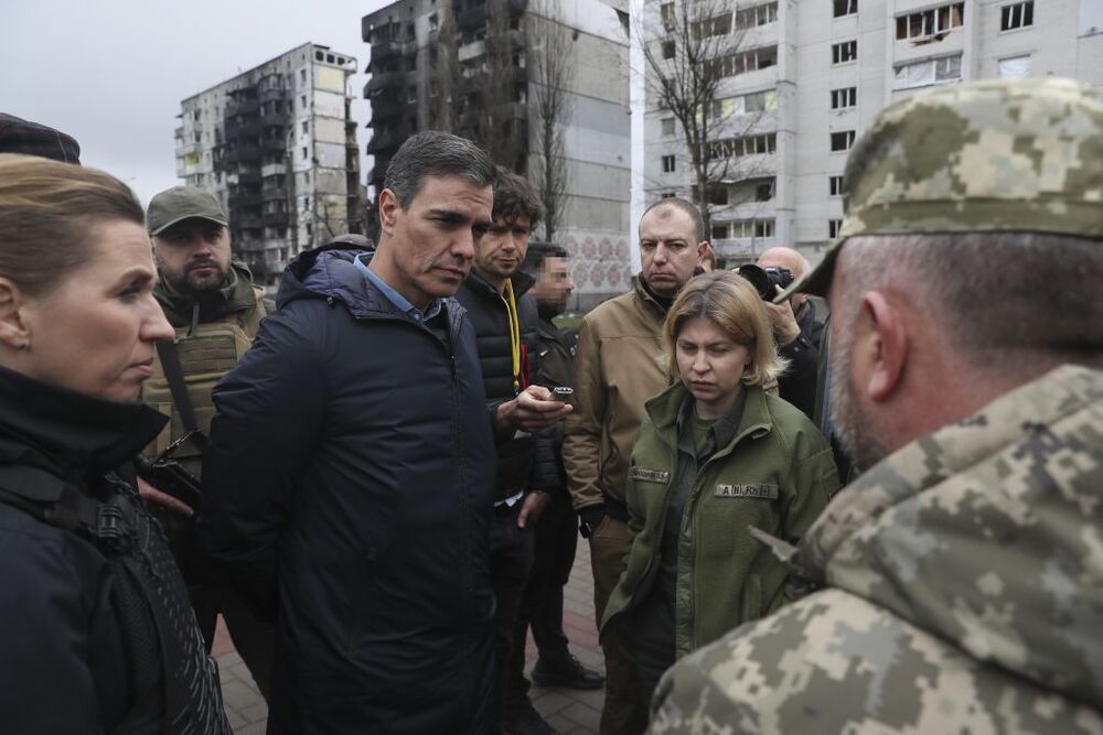 Pedro Sánchez visita la ciudad de Borodianka (Ucrania)  / MIGUEL GUTIÉRREZ