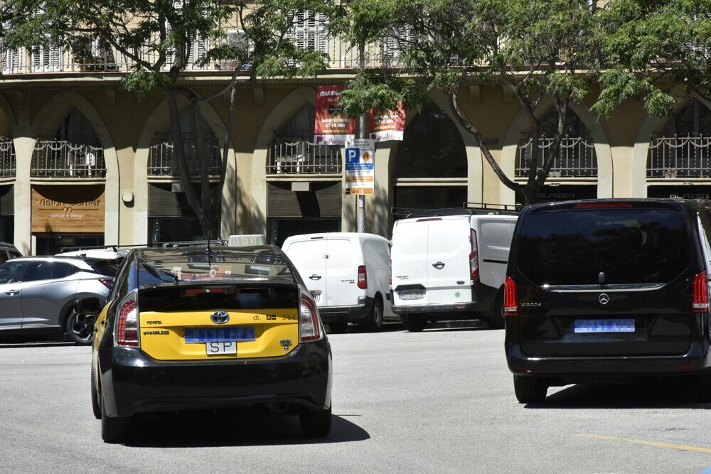 El TJUE declara ilegal el límite de Barcelona a las licencias VTC frente al taxi.
