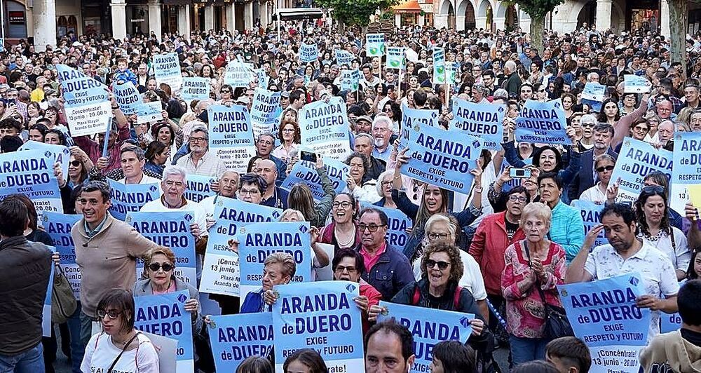 Aranda de Duero acogió otra manifestación con las mismas reivindicaciones que en la capital. 