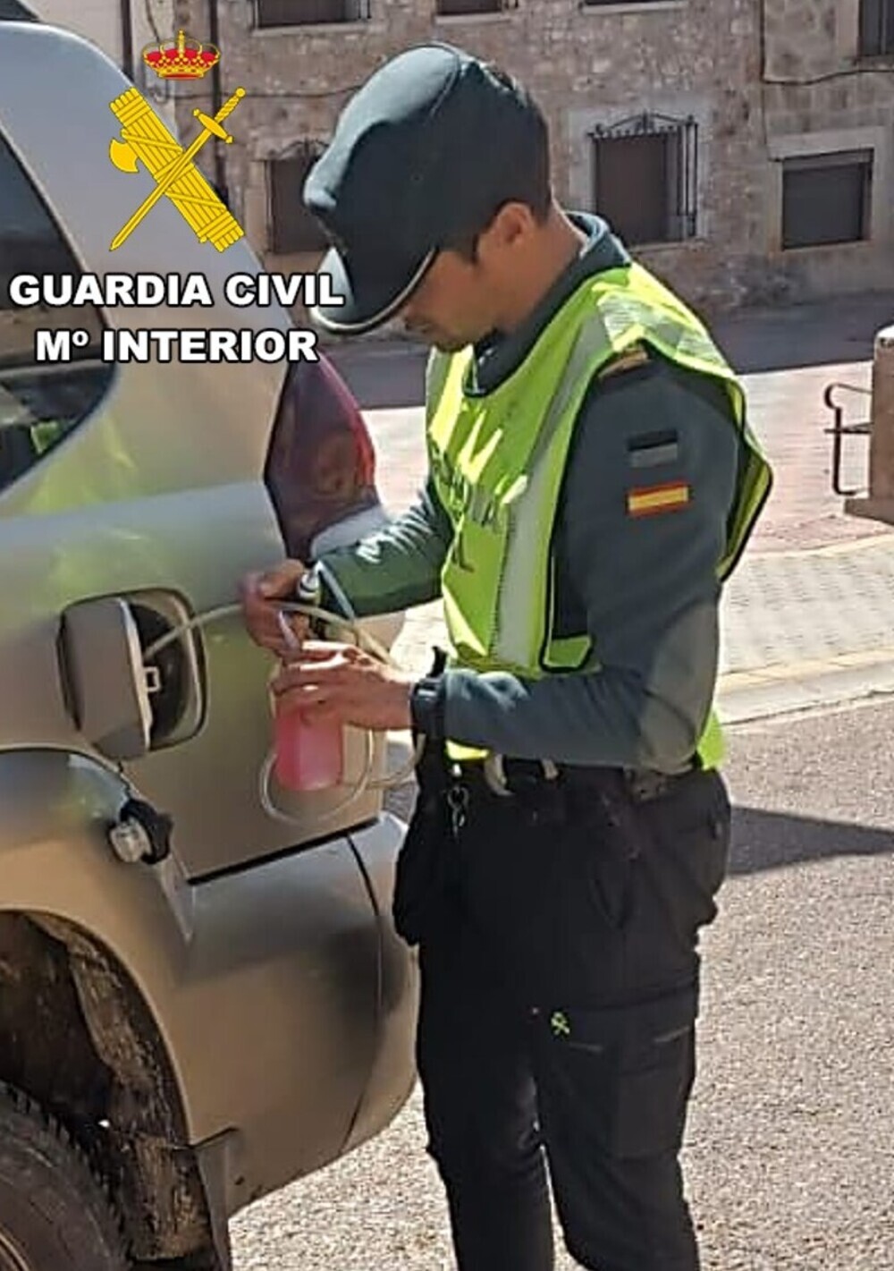 La Guardia Civil denuncia a un conductor por uso fraudulento de gasóleo bonificado