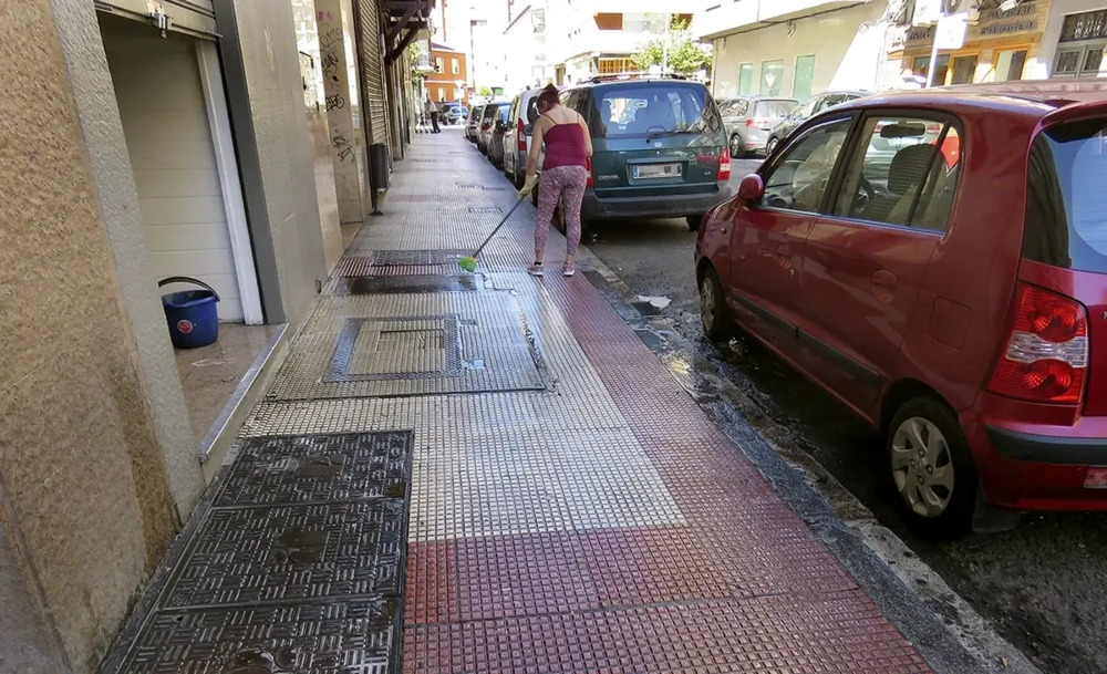 Al día siguiente todavía quedaban rastros de sangre en el suelo de la calle JuanRamón Jiménez. 