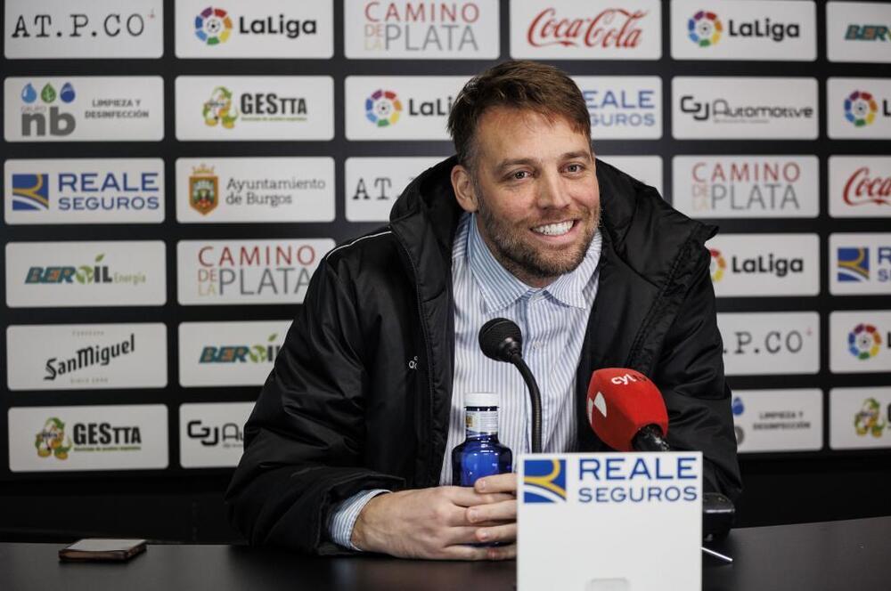 Michu, durante la rueda de prensa en la que hizo balance del mercado de invierno y las posibilidades del Burgos CF en lo que resta de temporada.