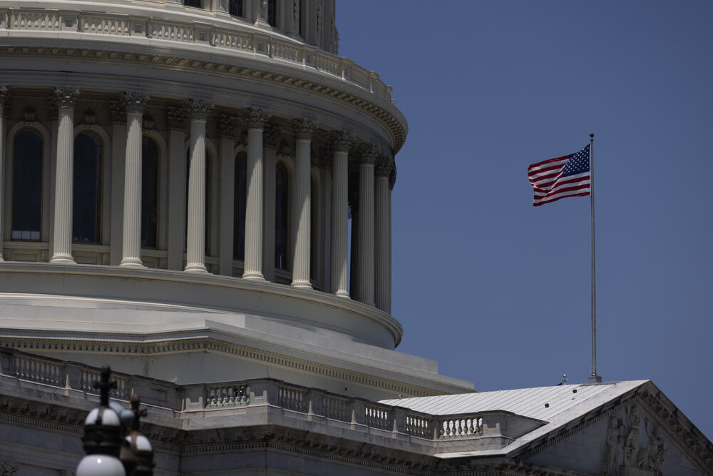 El Senado de Estados Unidos aprueba el acuerdo sobre el techo de endeudamiento.