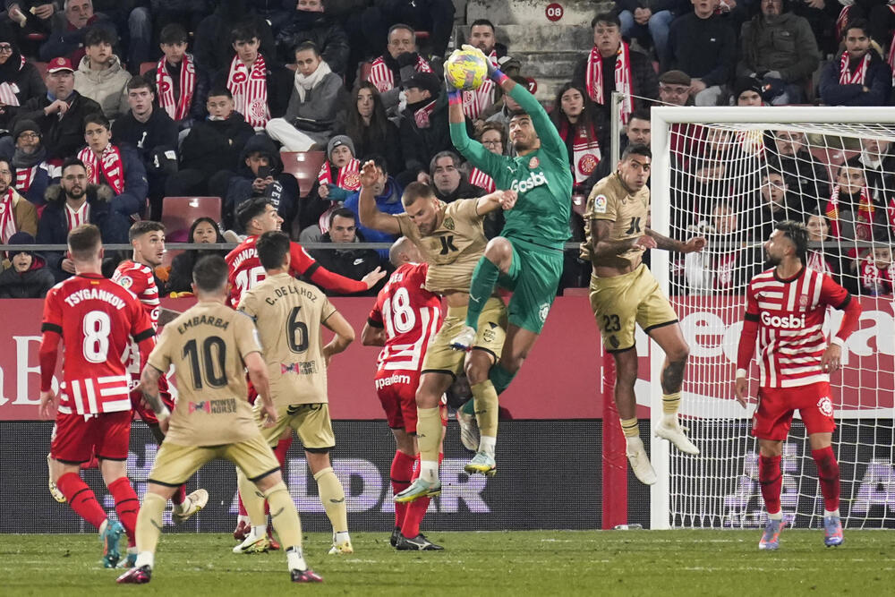 El Girona mira a Europa con un festival ante el Almería