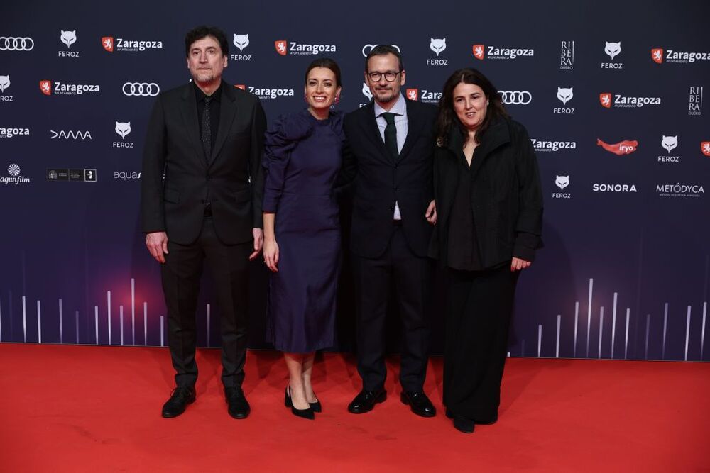 Foto del equipo de la película 'Voy a pasármelo bien'   / EDUARDO PARRA