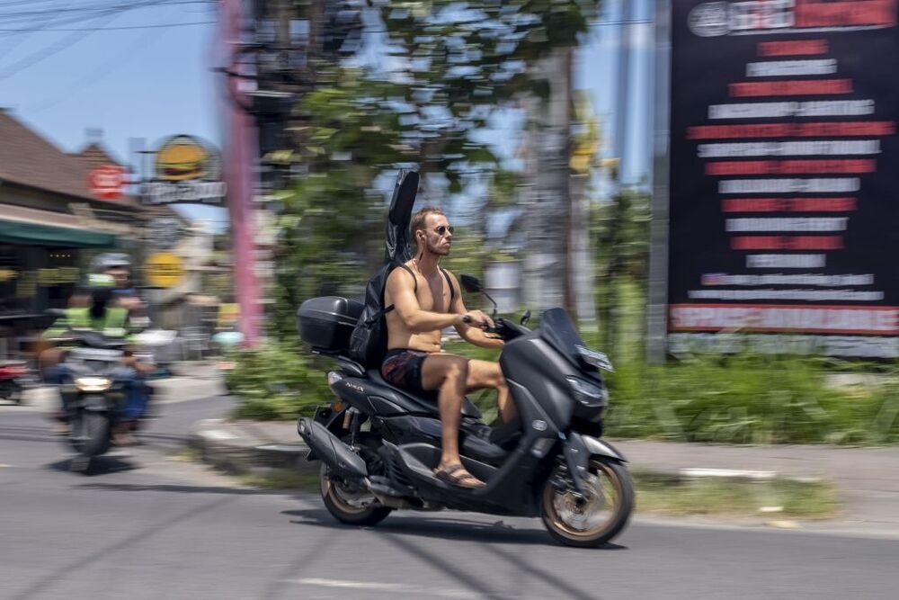 Se acabó lo de ir a Bali de turismo y alquilar una moto