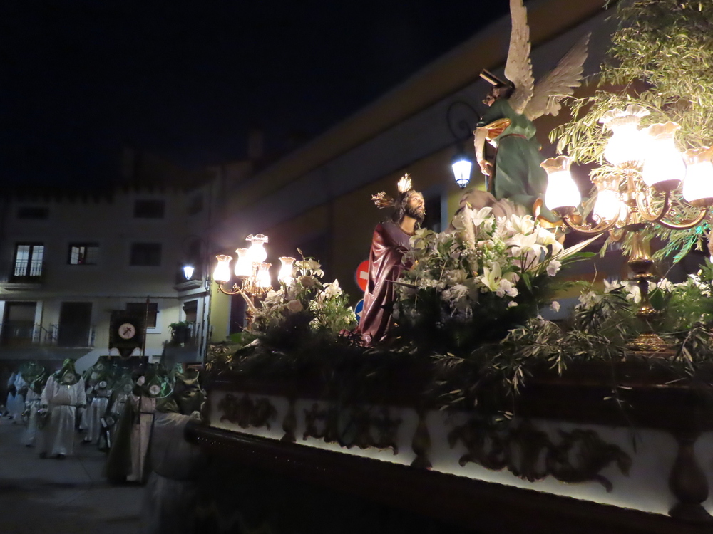 Santo Entierro en Aranda con recogimiento y sones castellanos