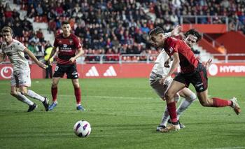 Reto del Mirandés ante un rival que aspira al play off