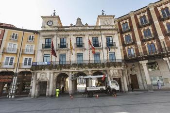 Impulsan contratos relevo para 'rejuvenecer' el Ayuntamiento