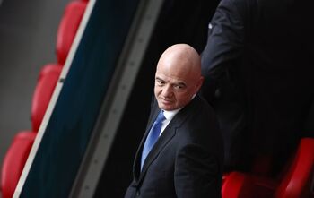 Varias federaciones europeas amenazan con dejar la FIFA