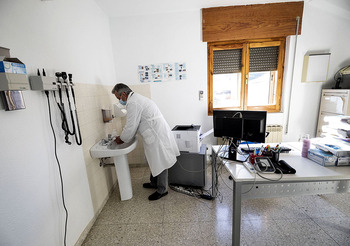 Burgos tiene 53 consultorios locales sin pacientes asignados