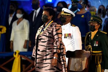 Barbados se desvincula de Isabel II para ser una república