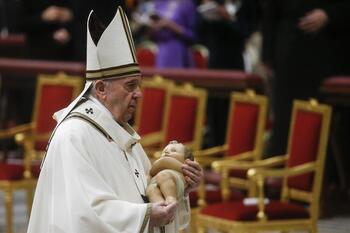 El Papa pide diálogo en un mundo lleno de tragedias
