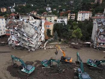Mueren 55 personas por las inundaciones en Turquía