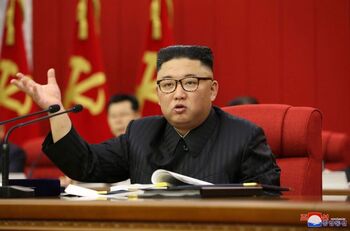 Kim Jong Un reconoce que hay escasez de alimentos en el país