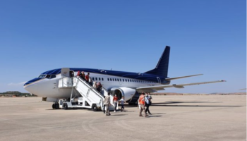 Aterriza en Madrid un avión con 38 refugiados afganos