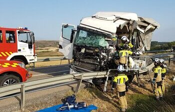Muere un camionero cántabro en un accidente en la N-627