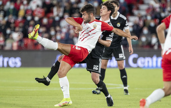 Curro Sánchez ya es nuevo jugador del Burgos CF