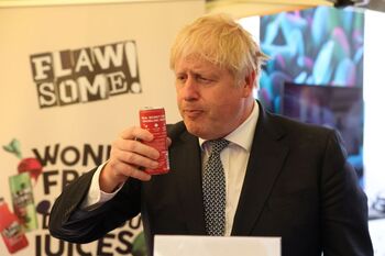 Imponen otras 50 multas por las fiestas en Downing Street