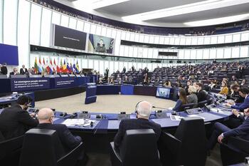 La UE invita a Zelenski a Bruselas para una cumbre en febrero