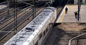 UGT prioriza restablecer dos trenes al día a Madrid perdidos