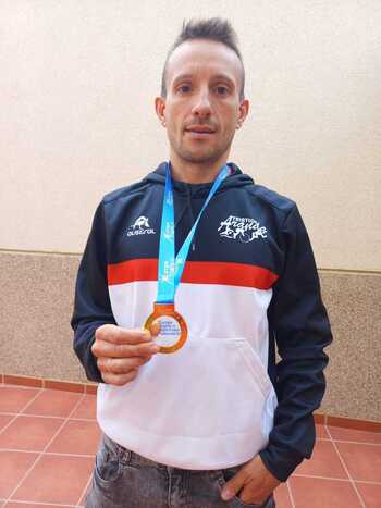 Alfonso Martínez, campeón de Europa de triatlón M35