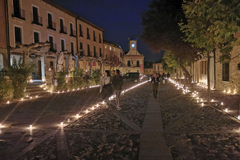 5.000 velas iluminan el Camino de Santiago en Castrojeriz